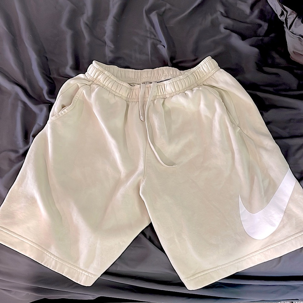 yellow crème nike sweats shorts